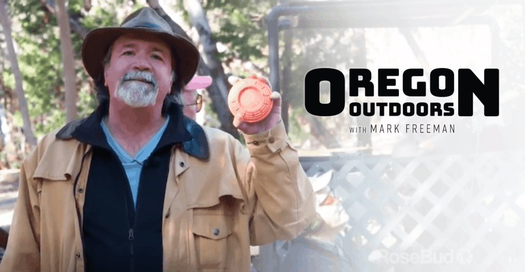Mark Freeman of Oregon Outdoors hold a sporting clay at RVSC
